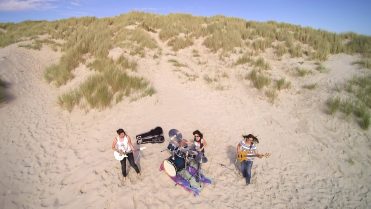 kato-nigra_strand_23_wp