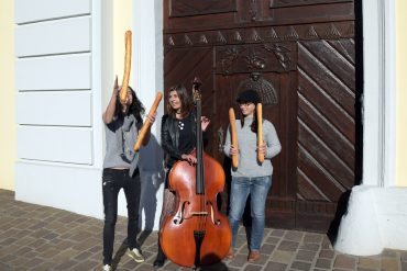 katonigra_kontrabass-baguette_08