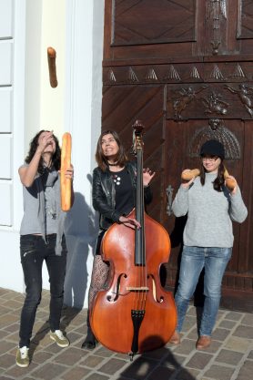 katonigra_kontrabass-baguette_10